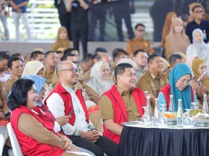 Appi-Aliyah Lindungi Pekerja Rentan Lewat Program Makassar Berjasa Appi-Aliyah Lindungi Pekerja Rentan Lewat Program Makassar Berjasa