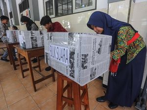 Belajar Demokrasi, Siswa SMP di Semarang Gelar Pemilihan Ketua OSIS ala Pemilu
