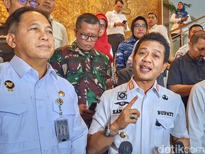 Bupati Bandung Respons soal Donasi Rp1.000/Hari Gagasan Demul Bupati Bandung Respons soal Donasi Rp1.000/Hari Gagasan Demul