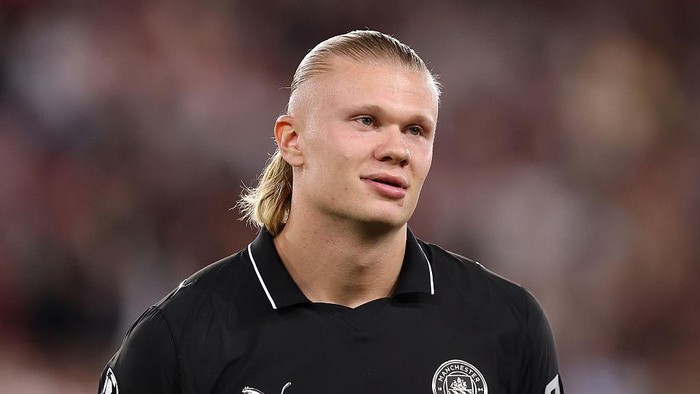 MONACO, MONACO - OCTOBER 01: Erling Haaland of Manchester City during the UEFA Champions League 2025/26 League Phase MD2 match between AS Monaco and Manchester City at Stade Louis II on October 01, 2025 in Monaco, Monaco. (Photo by Alex Pantling/Getty Images)
