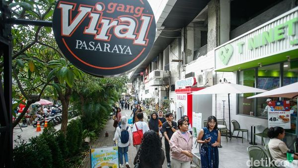 Gang Viral Blok M Jadi Spot Instagramable dan Kuliner Baru di Jakarta