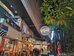 Main ke Blok M Demi Jajanan Viral, Wajib Datang Jam Berapa Biar Tidak Antre?