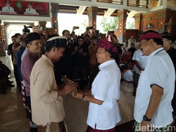 Korban Banjir di Tabanan dan Jembrana Terima Bantuan Rp 1,01 Miliar