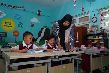 Pelatihan 'School Counseling' dengan Cambridge University Dibuka, Khusus Guru SD!