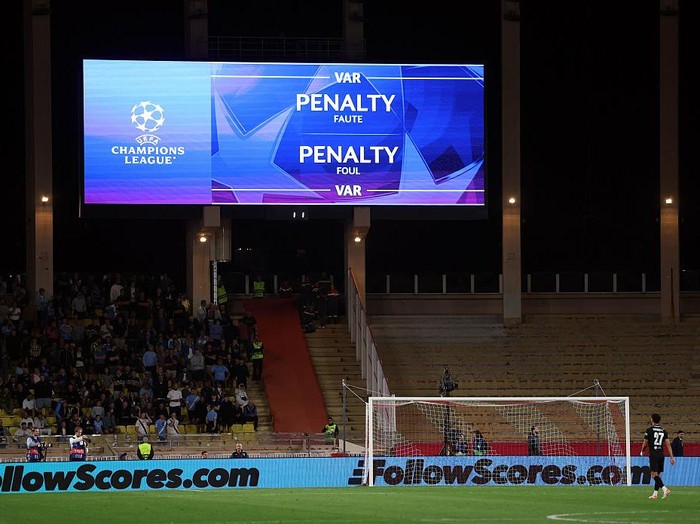 MONACO, MONACO - OCTOBER 01: The LED board shows the the VAR decision for a penalty  during the UEFA Champions League 2025/26 League Phase MD2 match between AS Monaco and Manchester City at Stade Louis II on October 01, 2025 in Monaco, Monaco. (Photo by Alex Pantling/Getty Images)
