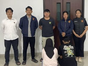 Pasutri di Babel yang Buka Open BO Lewat MiChat Sudah 15 Kali Layani Pelanggan Pasutri di Babel yang Buka Open BO Lewat MiChat Sudah 15 Kali Layani Pelanggan