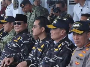 Video Survei Poltracking: 78,1% Publik Puas dengan Kinerja Prabowo-Gibran Video Survei Poltracking: 78,1% Publik Puas dengan Kinerja Prabowo-Gibran