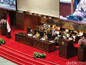 DPR Sahkan RUU Ekstradisi RI-Rusia Jadi Undang-Undang DPR Sahkan RUU Ekstradisi RI-Rusia Jadi Undang-Undang
