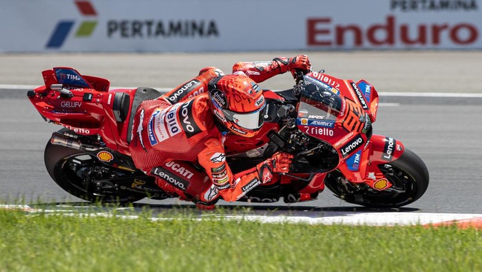 Marc Marquez gagal menembus Q2 di Practice MotoGP Mandalika 2025. (Foto: Getty Images/Robertus Pudyanto) Marc Marquez gagal menembus Q2 di Practice MotoGP Mandalika 2025. (Foto: Getty Images/Robertus Pudyanto)