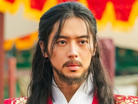Aktor Korea Lee Joo-ahn, pemeran Gong gil dalam  Bon Appetit Your Majesty. (tvN)