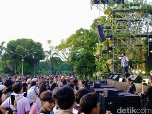 Video: Mau ke Synchronize Fest 2026? Bisa Nebeng Gratis Naik TransJakarta