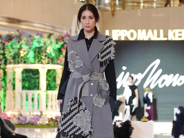 Iyonono Angkat Motif Beras Tumpah, Bawa Kisah Perjuangan Hidup dalam Busana