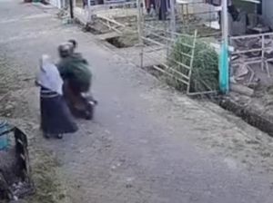 Ibu Hamil di Maros Terjatuh Usai Nyaris Dijambret 3 Pria Boncengan Motor