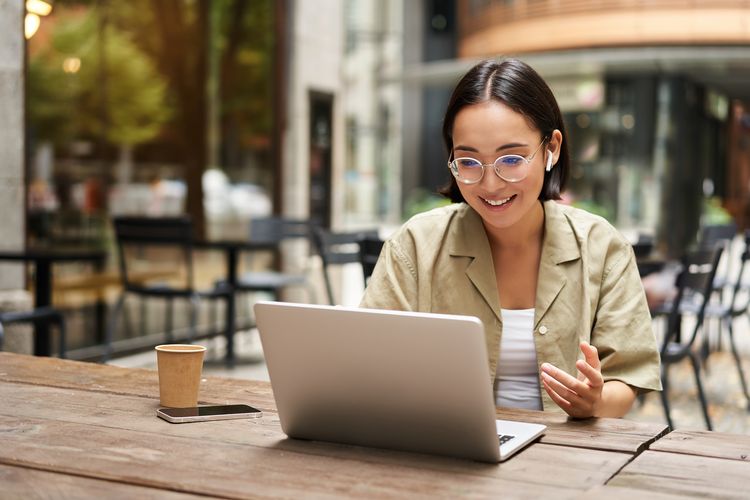 Gen Z dan Sulitnya Mendapat Kerja: Mengurai Peran Krusial Identifikasi Skill