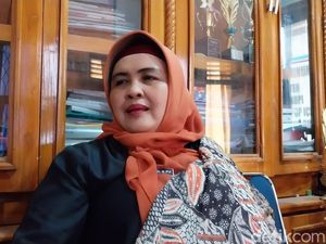 Kisah Sri Aminah, 35 Tahun Mengabdi Demi Mencetak Anak Disabilitas Mandiri Kisah Sri Aminah, 35 Tahun Mengabdi Demi Mencetak Anak Disabilitas Mandiri