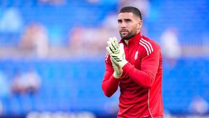 7 Pemain yang Beda Timnas dengan Sang Ayah