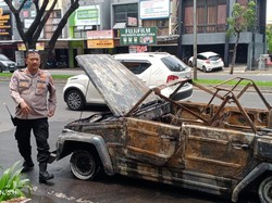 Mobil VW Bawa Pengantin di Bintaro Terbakar, Kedua Mempelai Selamat