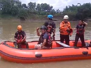 Sri Hilang Misterius, Tinggalkan Sepeda Motor di Bendung Manganti Ciamis Sri Hilang Misterius, Tinggalkan Sepeda Motor di Bendung Manganti Ciamis