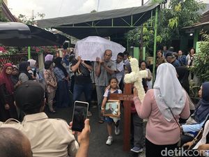 Detik-detik Wafatnya Clara Sumarwati, Pendaki Puncak Everest Pertama RI Detik-detik Wafatnya Clara Sumarwati, Pendaki Puncak Everest Pertama RI