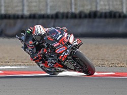 Sprint Race MotoGP Australia 2025: Bezzecchi Kejar Raul Fernandez di Depan