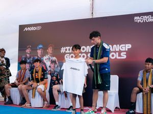 MotoGP Mandalika: Ketika Para Pebalap Jadi Guru di Sekolah MotoGP Mandalika: Ketika Para Pebalap Jadi Guru di Sekolah