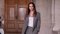 Baju Andalan Victoria Beckham untuk Tampil Stylish, Ada di Lemari Kamu