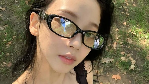 Potret Karina aespa Bersinar Meski Tampil Polos, No Filter Needed!