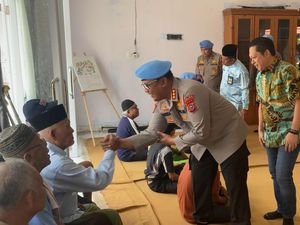 Propam Polda Riau Sapa Warga, Gelar Baksos dan Kampanye Green Policing