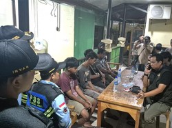 Viral 6 Pria Minta Uang Modus Kebersihan Keliling di Lenteng Agung