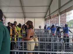 Ribuan Penonton Padati Sirkuit Mandalika Jelang Sprint Race MotoGP