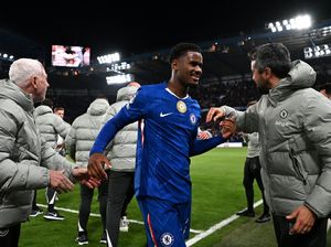 Jorrel Hato Tubruk Palmer yang Cedera, Fans Chelsea Ketar-ketir Jorrel Hato Tubruk Palmer yang Cedera, Fans Chelsea Ketar-ketir