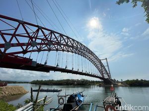 Melihat Megahnya Jembatan Pelengkung Sodongkopo Pangandaran Melihat Megahnya Jembatan Pelengkung Sodongkopo Pangandaran