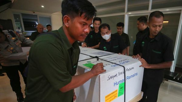 Jenazah Istri Ke-7 Presiden Soekarno Yurike Marianne Sanger, Tiba di Tanah Air