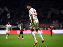 Eintracht Frankfurt vs Bayern: Luis Diaz Brace, Die Roten Menang 3-0