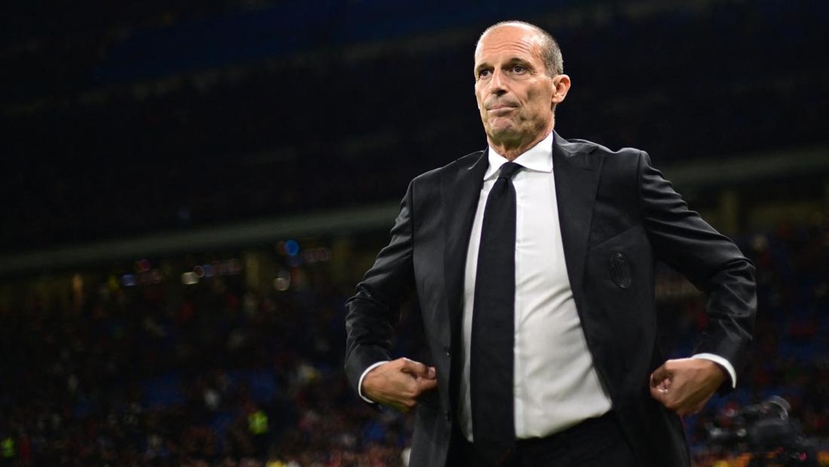 Pelatih AC Milan Massimiliano Allegri tak mengincar balas dendam melawan Juventus (Foto: REUTERS/Daniele Mascolo)