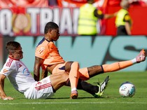 Barcelona Dihajar, Flick Enggan Banyak Alasan