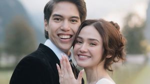 Perjalanan Cinta El Rumi dan Syifa Hadju hingga Lamaran Romantis di Swiss