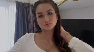 Tengku Dewi Mau Memperindah Penampilan Lagi, Keranjingan Oplas?