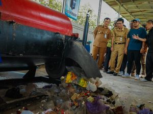 Ahmad Luthfi Resmikan Pengolahan Sampah Terpadu & Terintegrasi di Batang Ahmad Luthfi Resmikan Pengolahan Sampah Terpadu & Terintegrasi di Batang