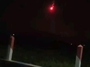 BRIN Ungkap Asal Bola Api di Langit Cirebon: Meteor Masuk Atmosfer BRIN Ungkap Asal Bola Api di Langit Cirebon: Meteor Masuk Atmosfer