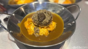 Nyam! Kari Jepang Lezat Topping Katsu dan Hamburg Ada di Blok M