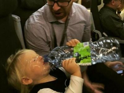 Detik-detik Kena Sial yang Tertangkap Kamera, Pas Banget!