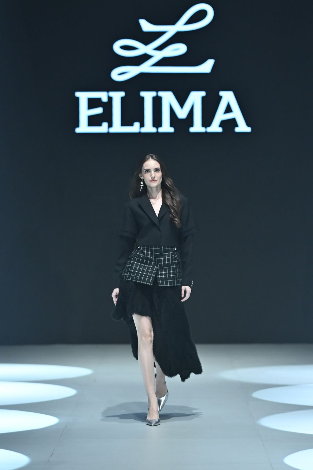 Elima Suguhkan Koleksi Teranyar 