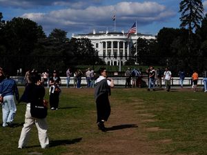 Hari Keenam Shutdown, Washington Tetap Dipadati Pengunjung