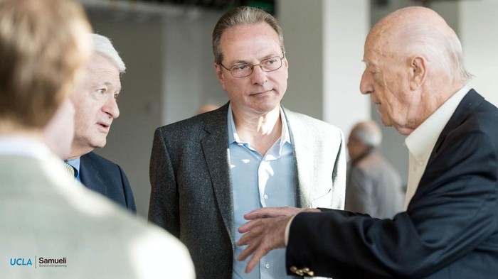 Kisah Inspiratif Henry Samueli, Dari Profesor Biasa Jadi Miliarder dengan Harta Fantastis