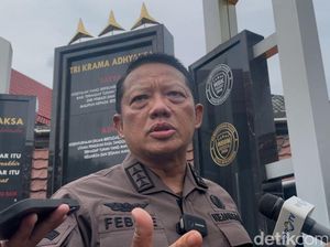 Kejagung Buka Peluang Usut Korupsi Dugaan Penyelundupan Logam Tanah Jarang Kejagung Buka Peluang Usut Korupsi Dugaan Penyelundupan Logam Tanah Jarang