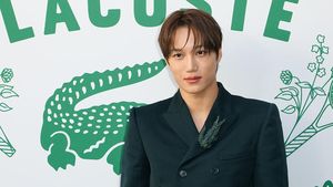 Adu Gaya Kai EXO dan V BTS Tunjukkan Eksistensi di Paris Fashion Week 2025