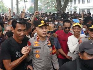 Temui Massa Unjuk Rasa di PT Timah, Ini Pesan Kapolda Irjen Hendro