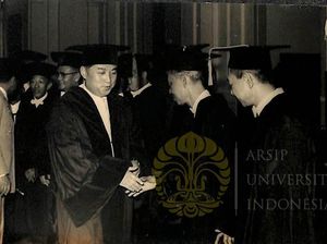 Ternyata Kakek Kim Jong Un Pernah Raih Doktor HC di UI, Ini Fakta Sejarahnya Ternyata Kakek Kim Jong Un Pernah Raih Doktor HC di UI, Ini Fakta Sejarahnya