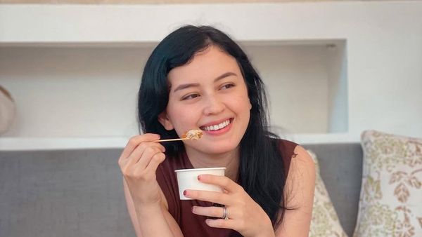 Kimberly Ryder Hobi Kulineran, Ini Momennya Nikmati Es Krim hingga Burger